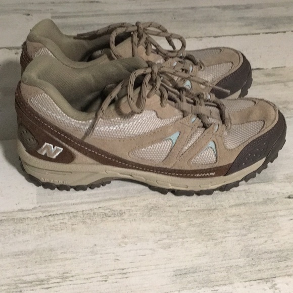 New Balance 606 woman’s brown/tan/blue lace up sneakers size 8B - Picture 2 of 7